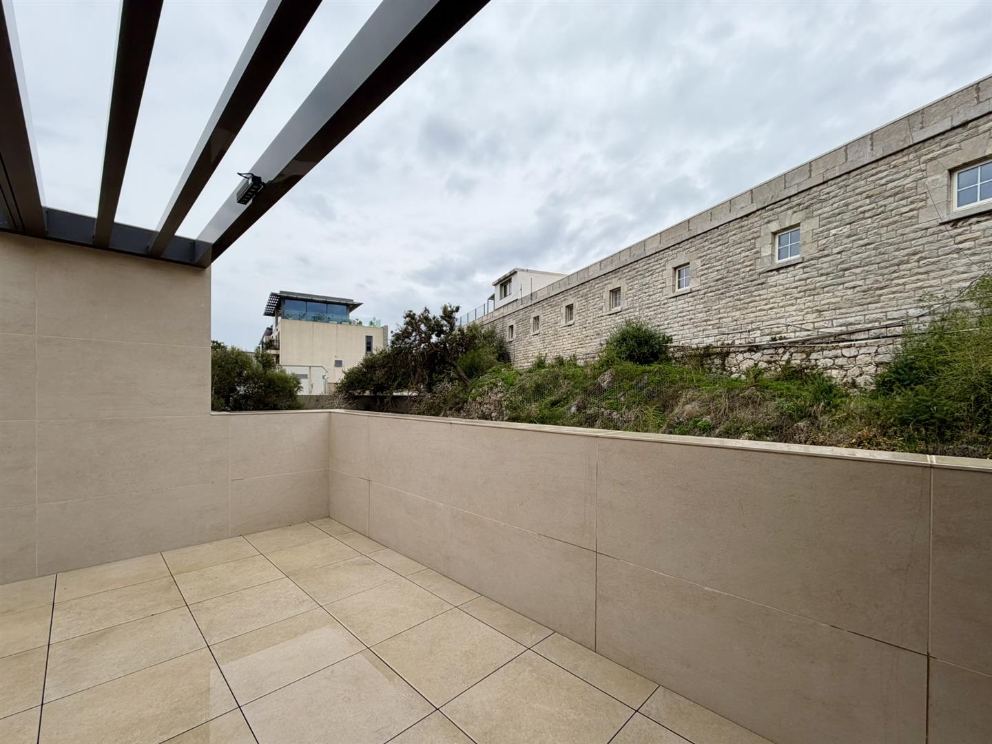 Image of House - 3 Bedrooms - 4 Bathrooms for Sale in North Gorge-Gibraltar, Image 20